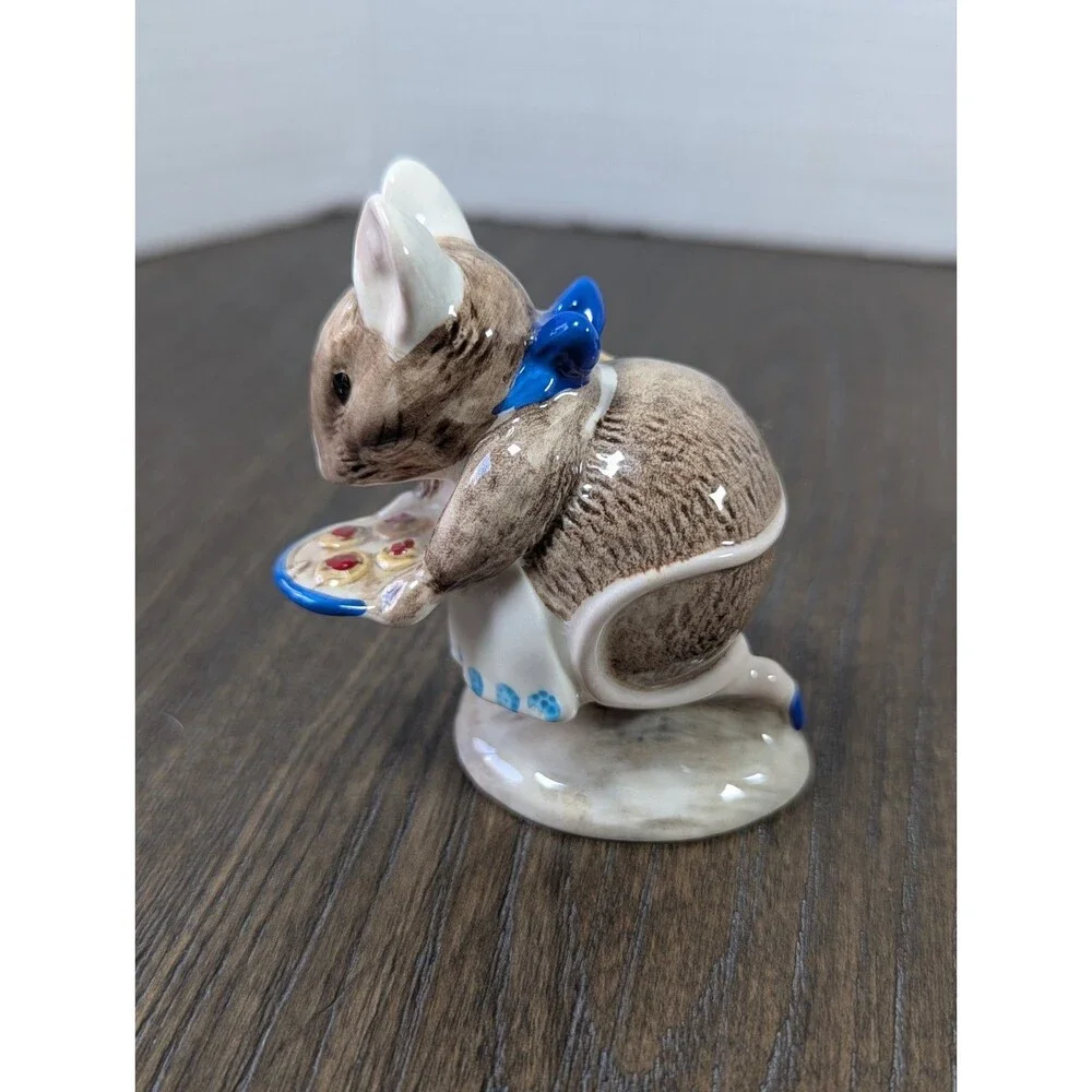 VTG ROYAL ALBERT Beatrix Potter Lady Mouse & Appley Dapply Porcelain Figurines